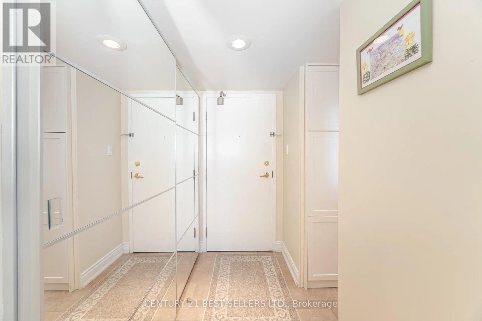 1107 - 2091 Hurontario Street, Mississauga, Ontario  L5A 4E6 - Photo 6 - W12380252