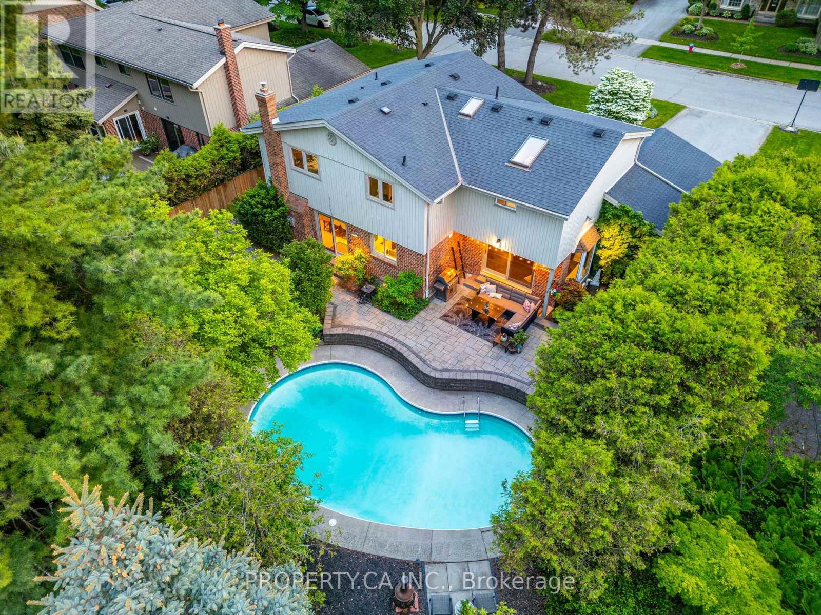 269 Beechfield Road, Oakville, Ontario  L6J 5H9 - Photo 30 - W12380262