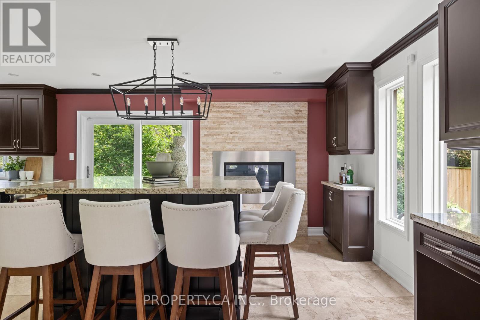 269 Beechfield Road, Oakville, Ontario  L6J 5H9 - Photo 9 - W12380262