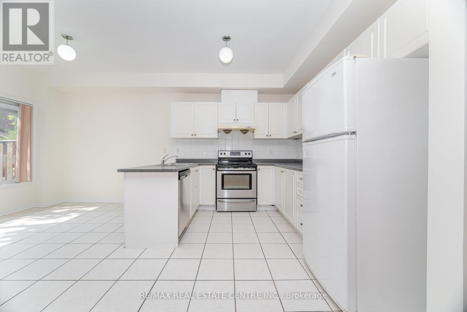 3028 Workman Drive, Mississauga (Churchill Meadows), Ontario  L5M 6J9 - Photo 17 - W12371181