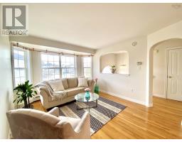 223 Oceanview Drive, Halifax, Ca