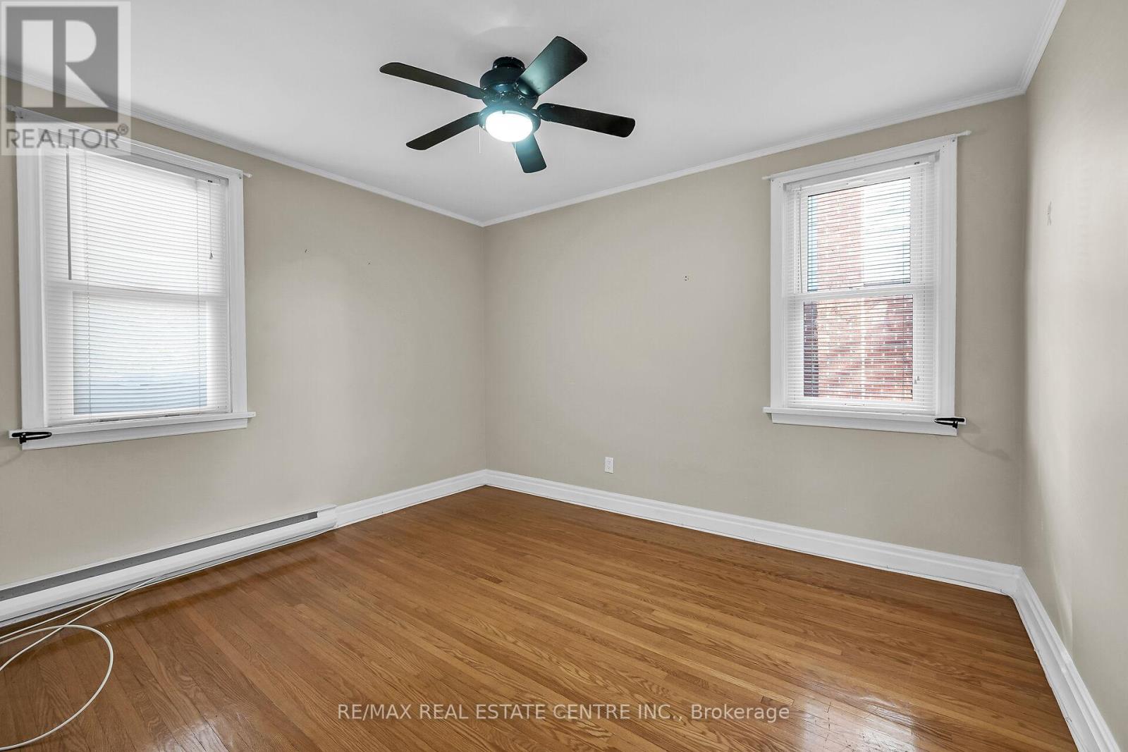 894 Garth Street, Hamilton, Ontario  L9C 4K9 - Photo 13 - X12380168