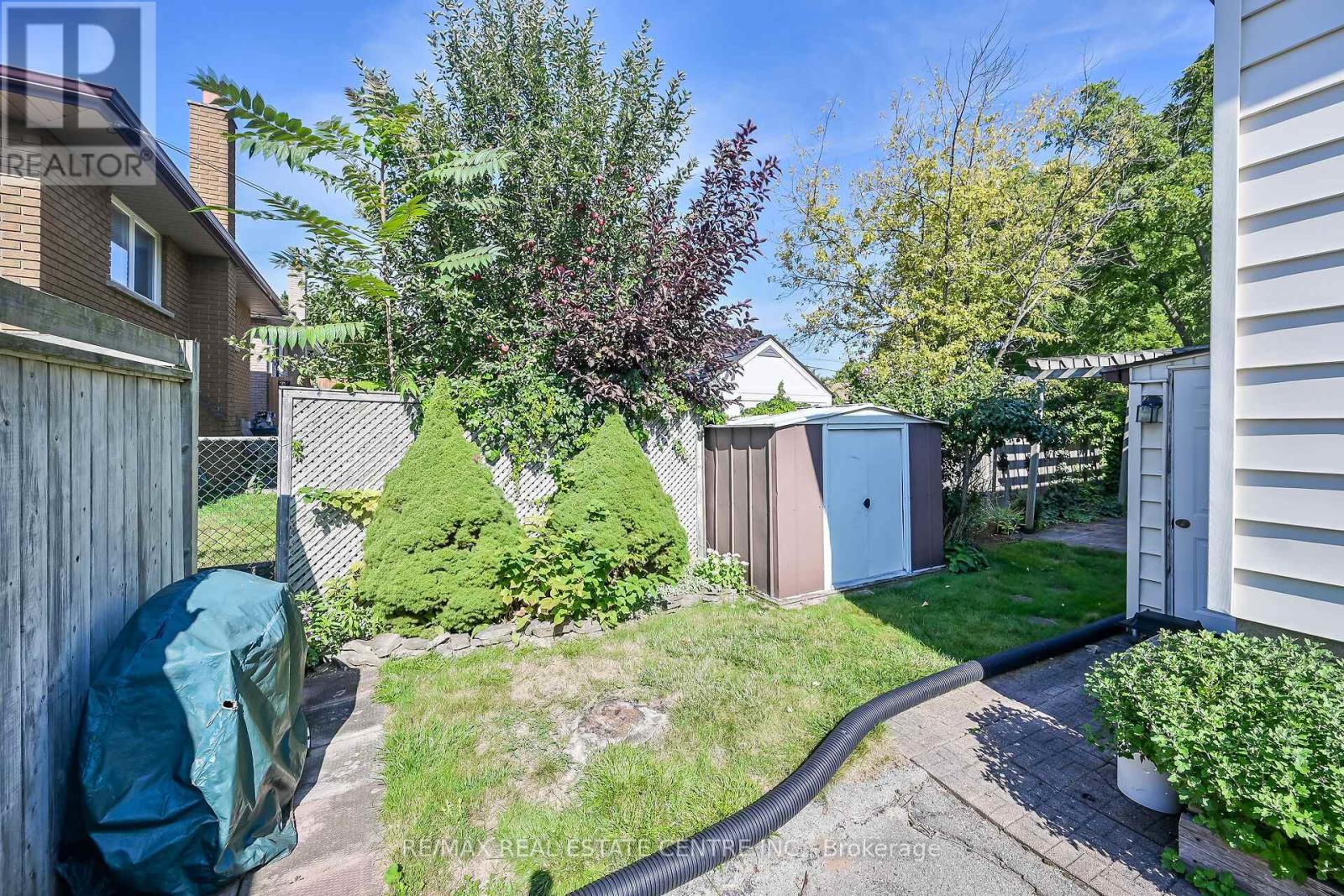 894 Garth Street, Hamilton, Ontario  L9C 4K9 - Photo 32 - X12380168