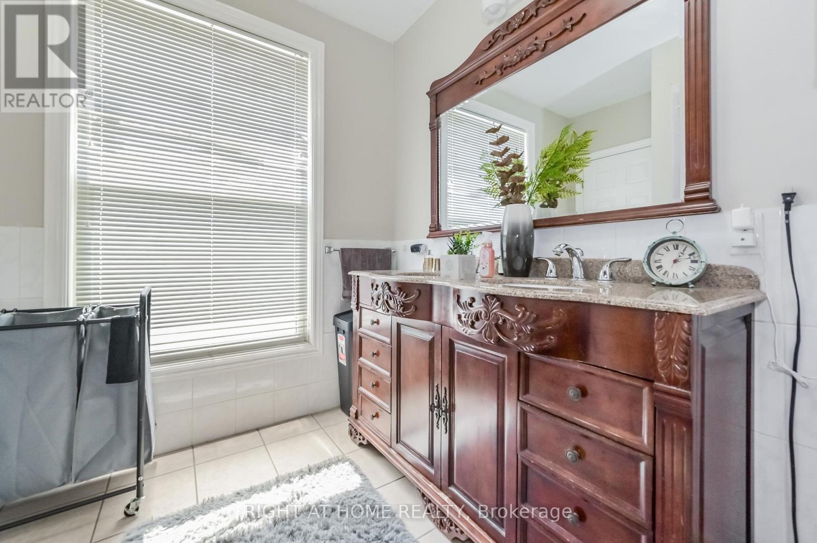 213 Main Street E, Minto, Ontario  N0G 2P0 - Photo 37 - X12380169