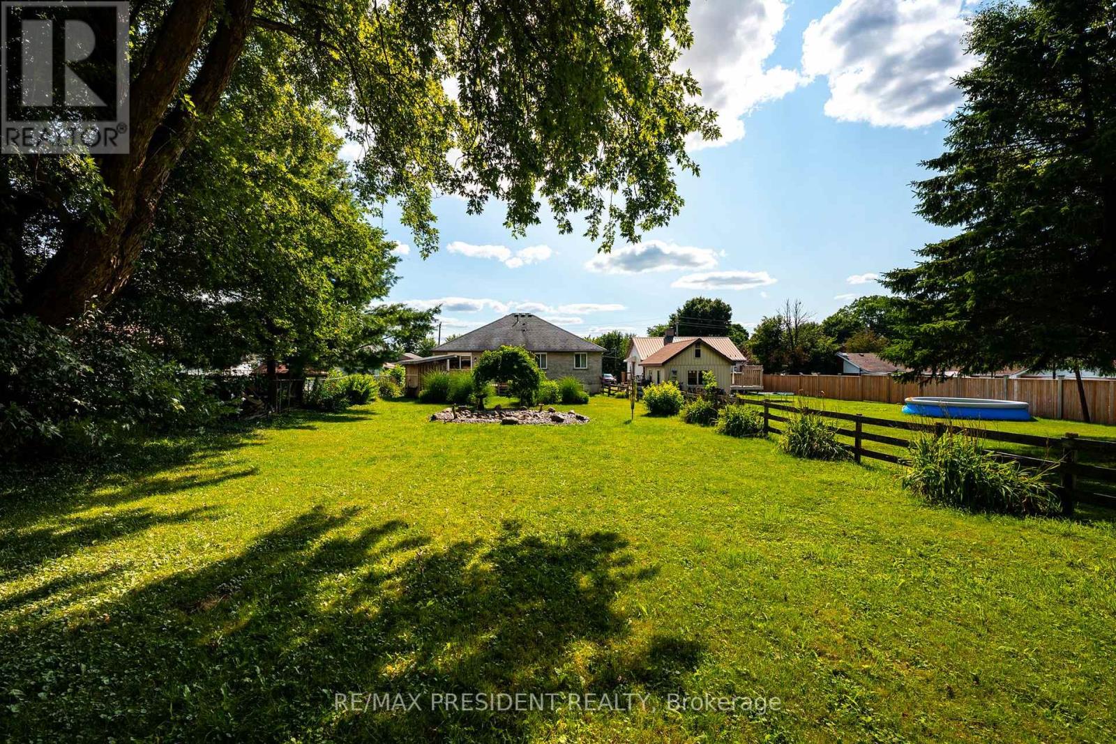 181 Edward Street, Wellington North, Ontario  N0G 1A0 - Photo 13 - X12380181