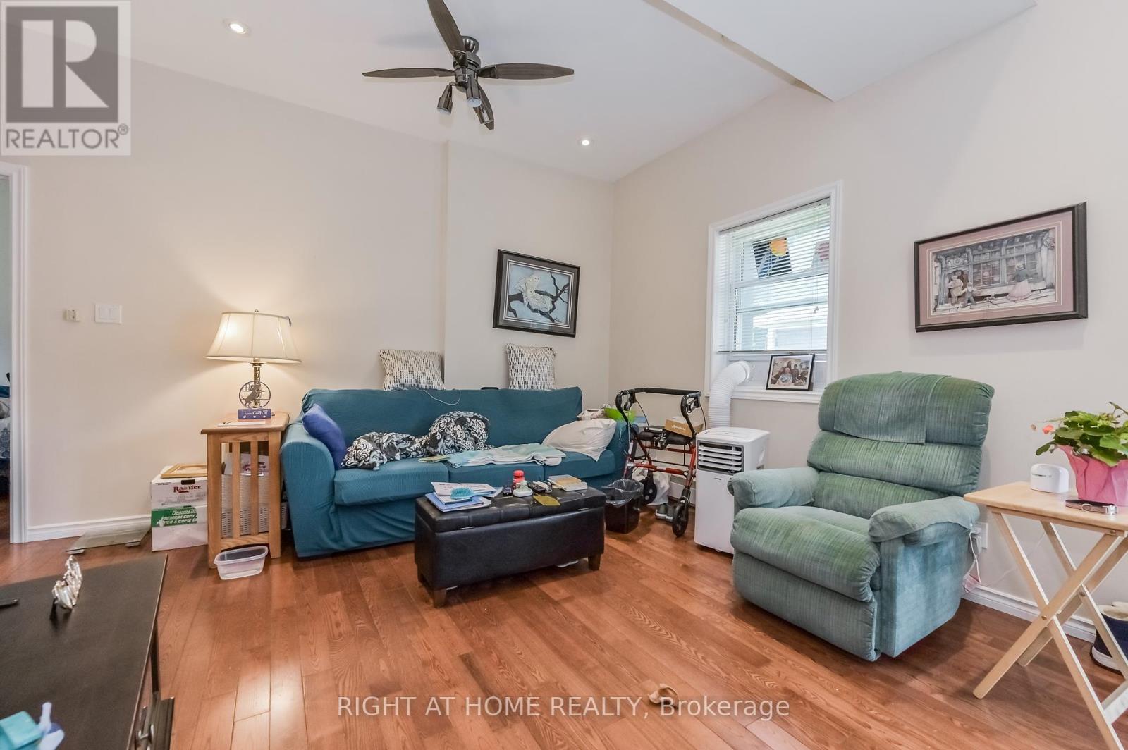 210 York Street, Minto, Ontario  N0G 2P0 - Photo 11 - X12380185