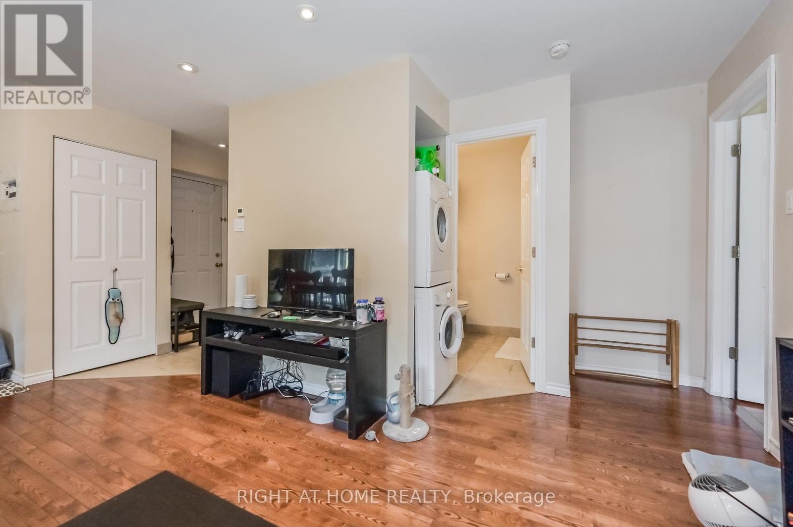210 York Street, Minto, Ontario  N0G 2P0 - Photo 32 - X12380185