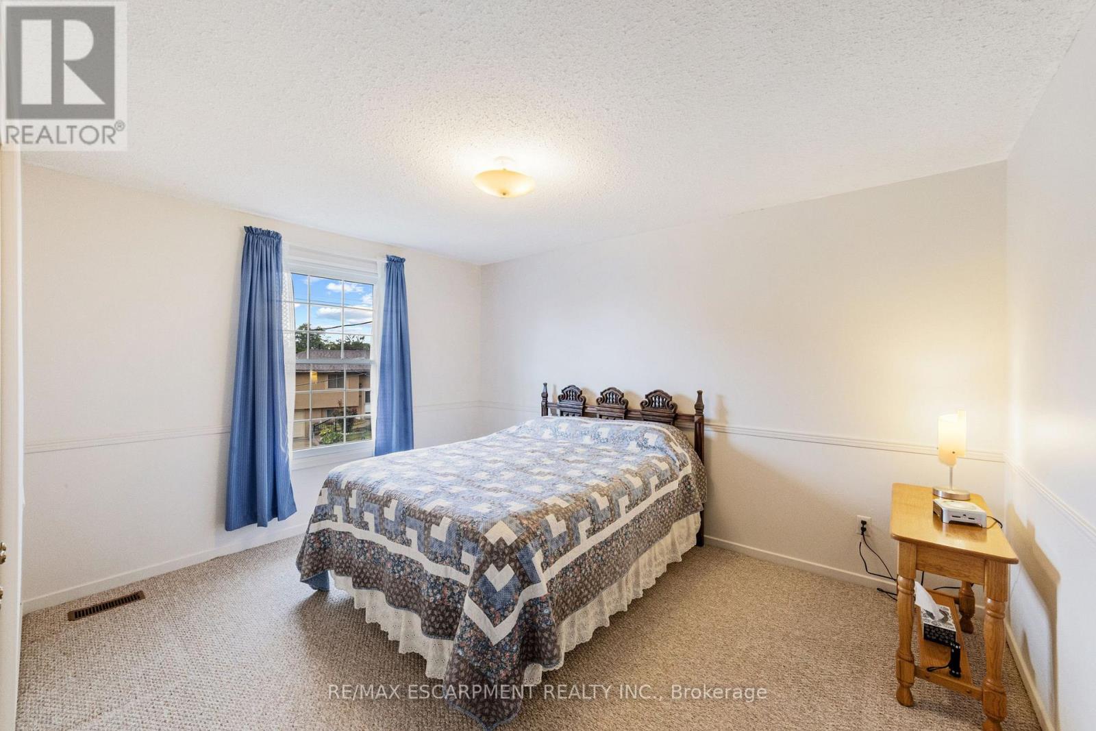 47 Leaway Avenue, Hamilton, Ontario  L8W 1S7 - Photo 20 - X12380207