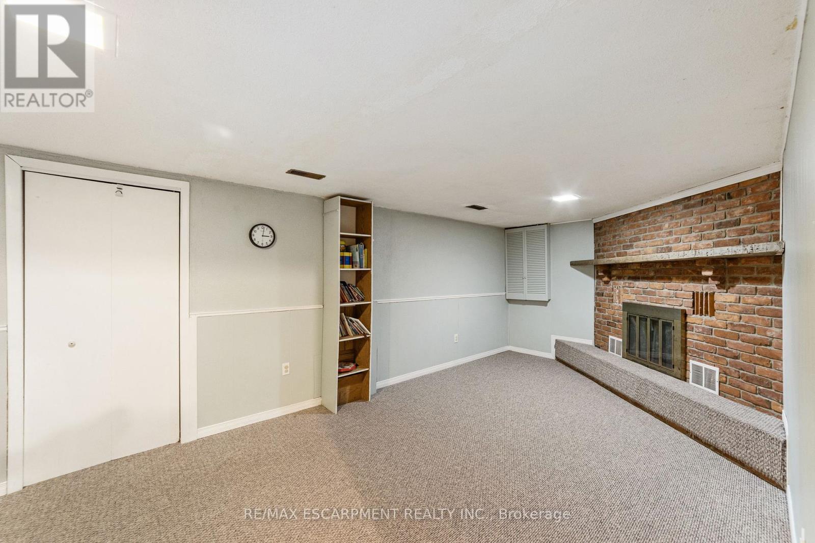 47 Leaway Avenue, Hamilton, Ontario  L8W 1S7 - Photo 25 - X12380207