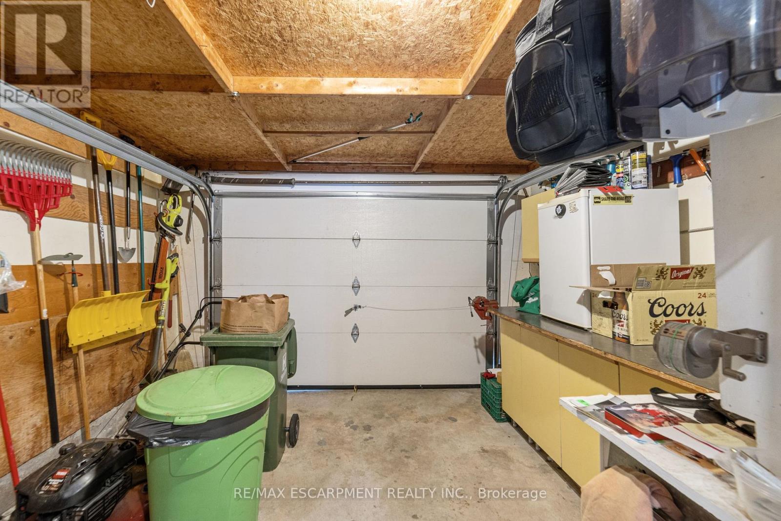 47 Leaway Avenue, Hamilton, Ontario  L8W 1S7 - Photo 32 - X12380207
