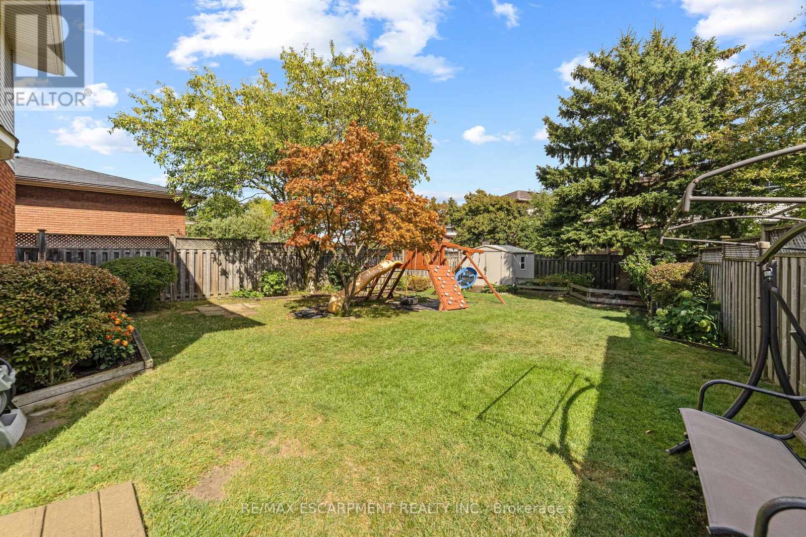 47 Leaway Avenue, Hamilton, Ontario  L8W 1S7 - Photo 34 - X12380207
