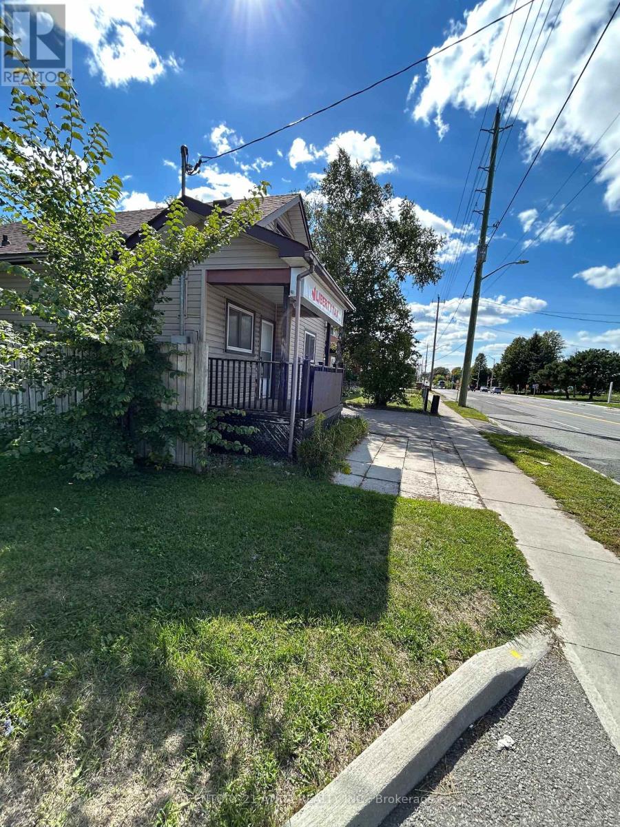 41 Bloor Street E, Oshawa, Ontario  L1H 3L9 - Photo 6 - E12378254