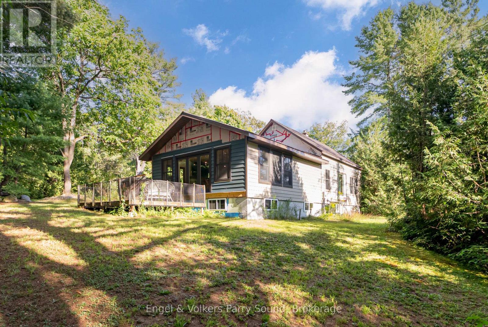 6 Little Beaver Boulevard, Seguin, Ontario  P2A 2W8 - Photo 29 - X12378318