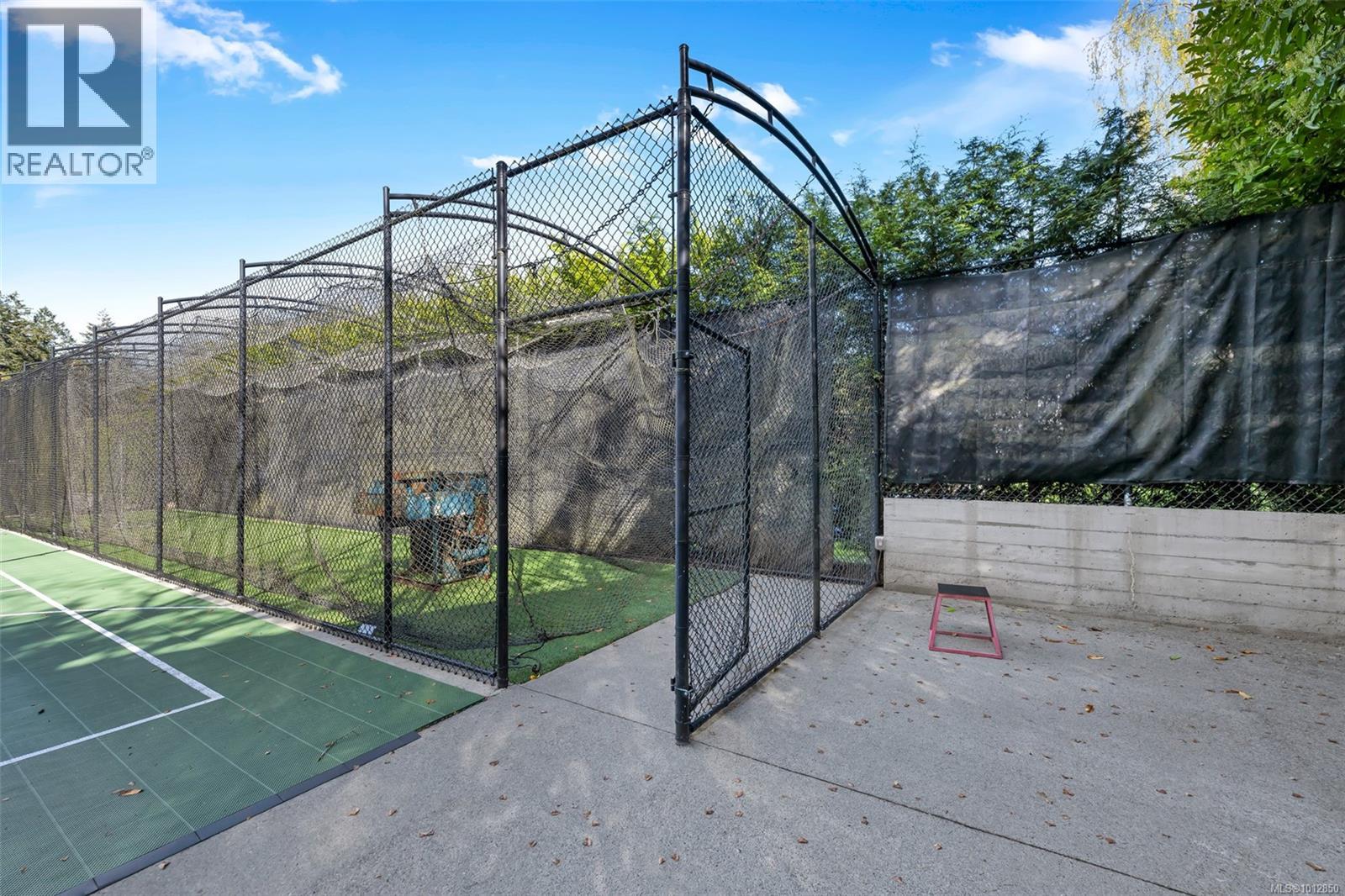 4668 Cordova Bay Rd, Saanich, British Columbia  V8X 3V7 - Photo 85 - 1012850