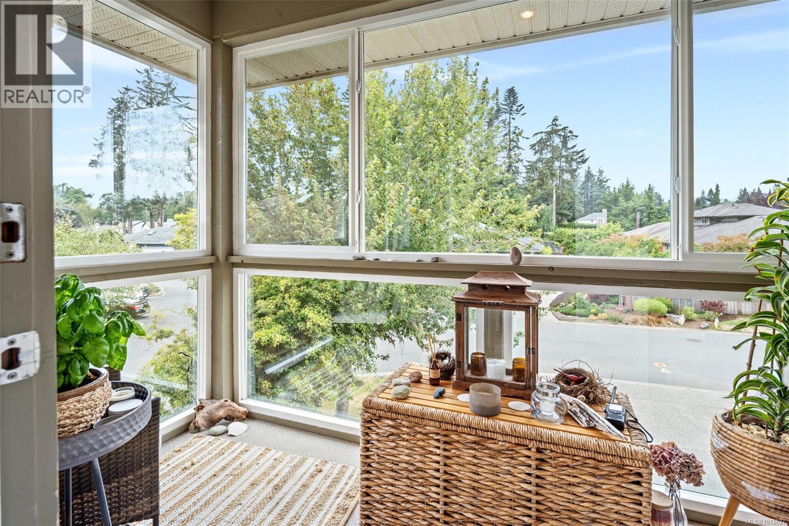 Property at 7209 Austins Pl image 3