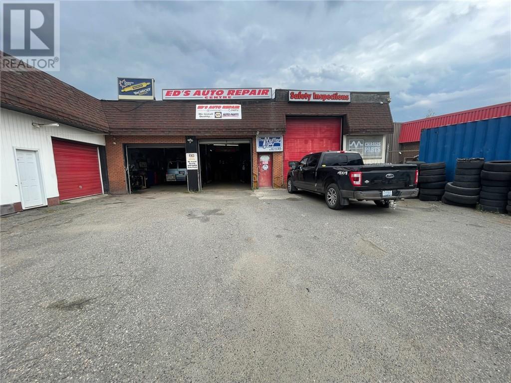 846 Notre Dame Street, Greater Sudbury, Ontario  P3A 2T4 - Photo 22 - 2124402