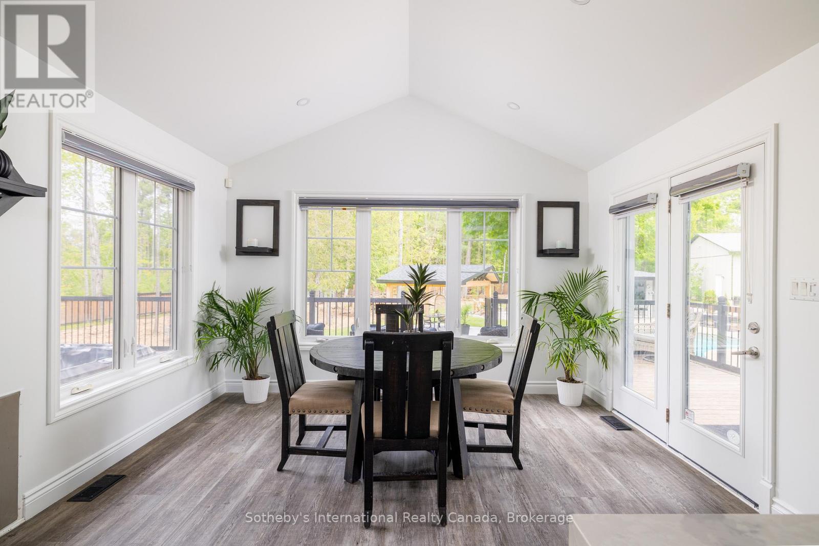 129 Bass Line, Oro-Medonte, Ontario  L3V 0J9 - Photo 15 - S12380697