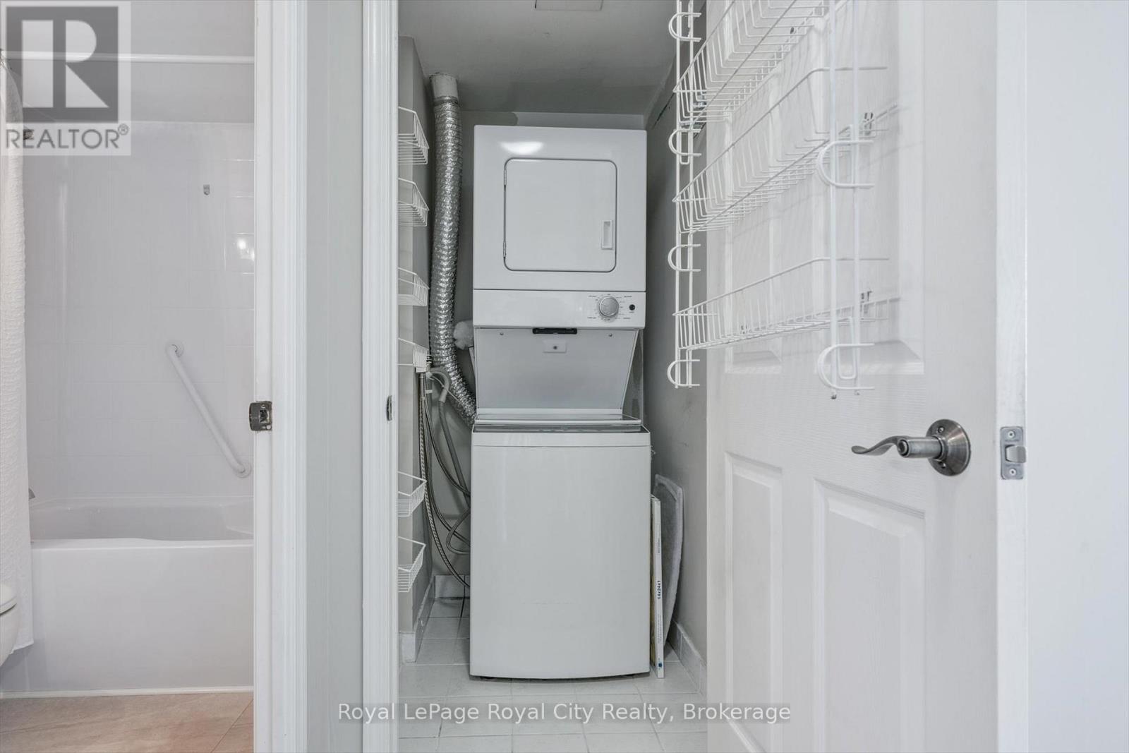 1710 - 4889 Kimbermount Avenue, Mississauga, Ontario  L5M 7R9 - Photo 20 - W12380664