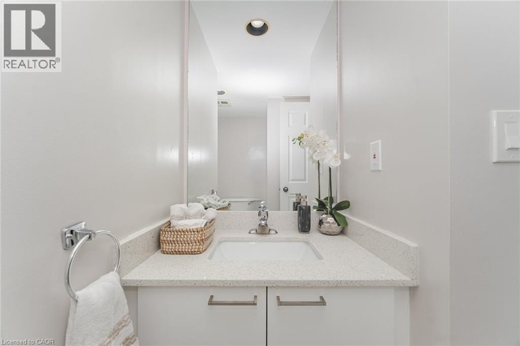 50 Eglinton Avenue W Unit# 408, Mississauga, Ontario  L5R 3P5 - Photo 22 - 40765861
