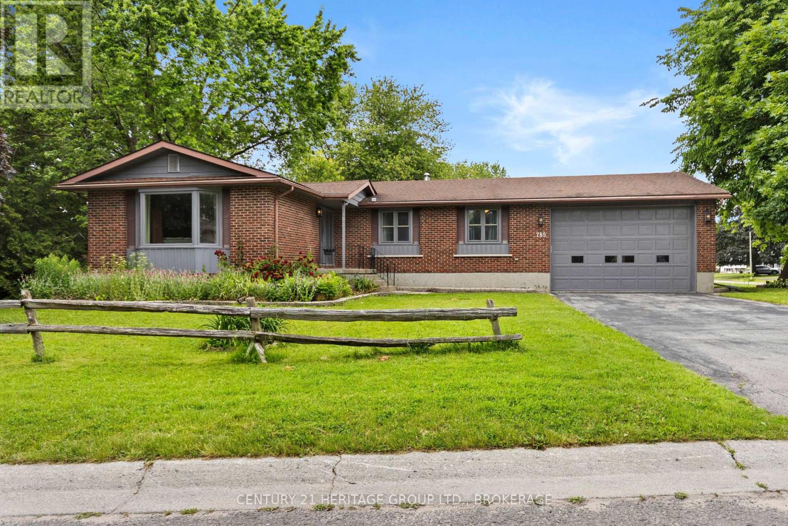 785 Allum Avenue, Kingston, Ontario  K7M 7A3 - Photo 2 - X12380586