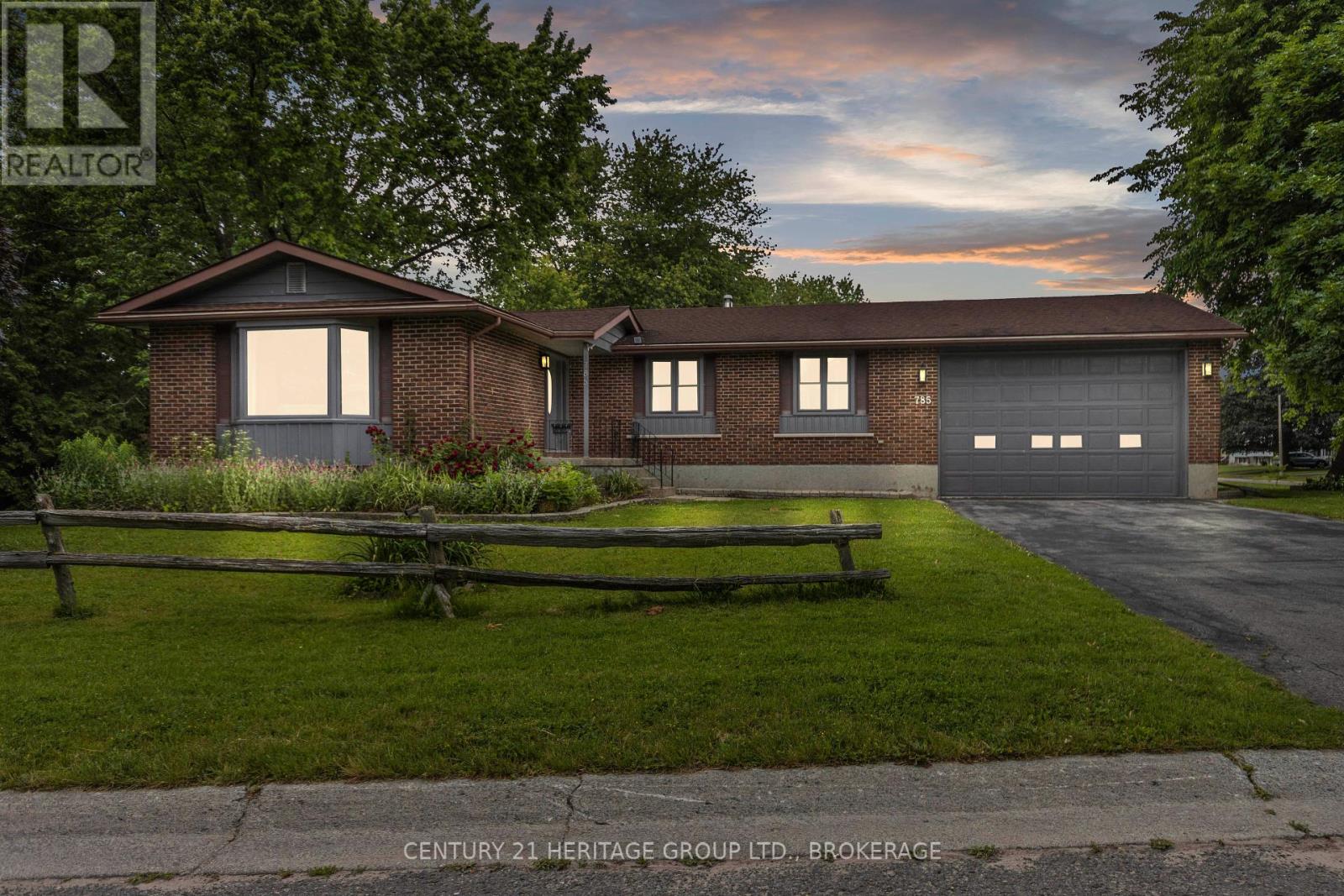 785 Allum Avenue, Kingston, Ontario  K7M 7A3 - Photo 3 - X12380586