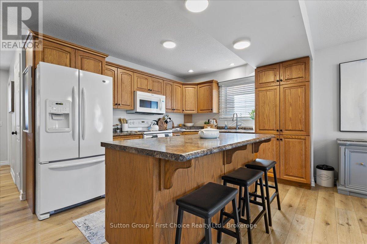 187 Southvale Road, St. Marys, Ontario  N4X 1E9 - Photo 15 - X12380584