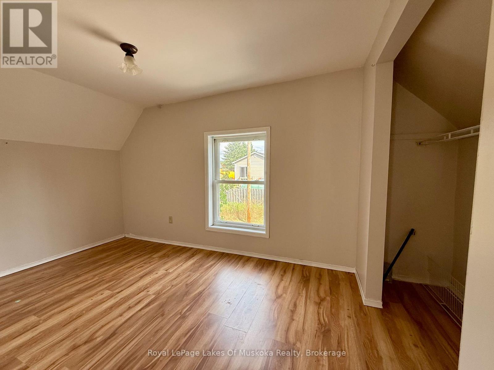 16 Barbara Street, Perry, Ontario  P0A 1R0 - Photo 10 - X12380643
