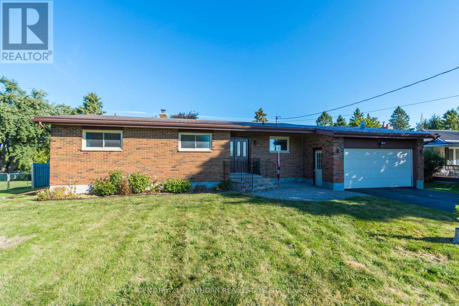 503 Wallbridge Road, Belleville (Belleville Ward), Ontario  K8N 4Z5 - Photo 1 - X12380573