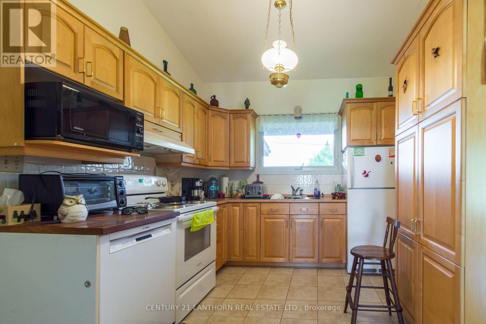 503 Wallbridge Road, Belleville (Belleville Ward), Ontario  K8N 4Z5 - Photo 11 - X12380573