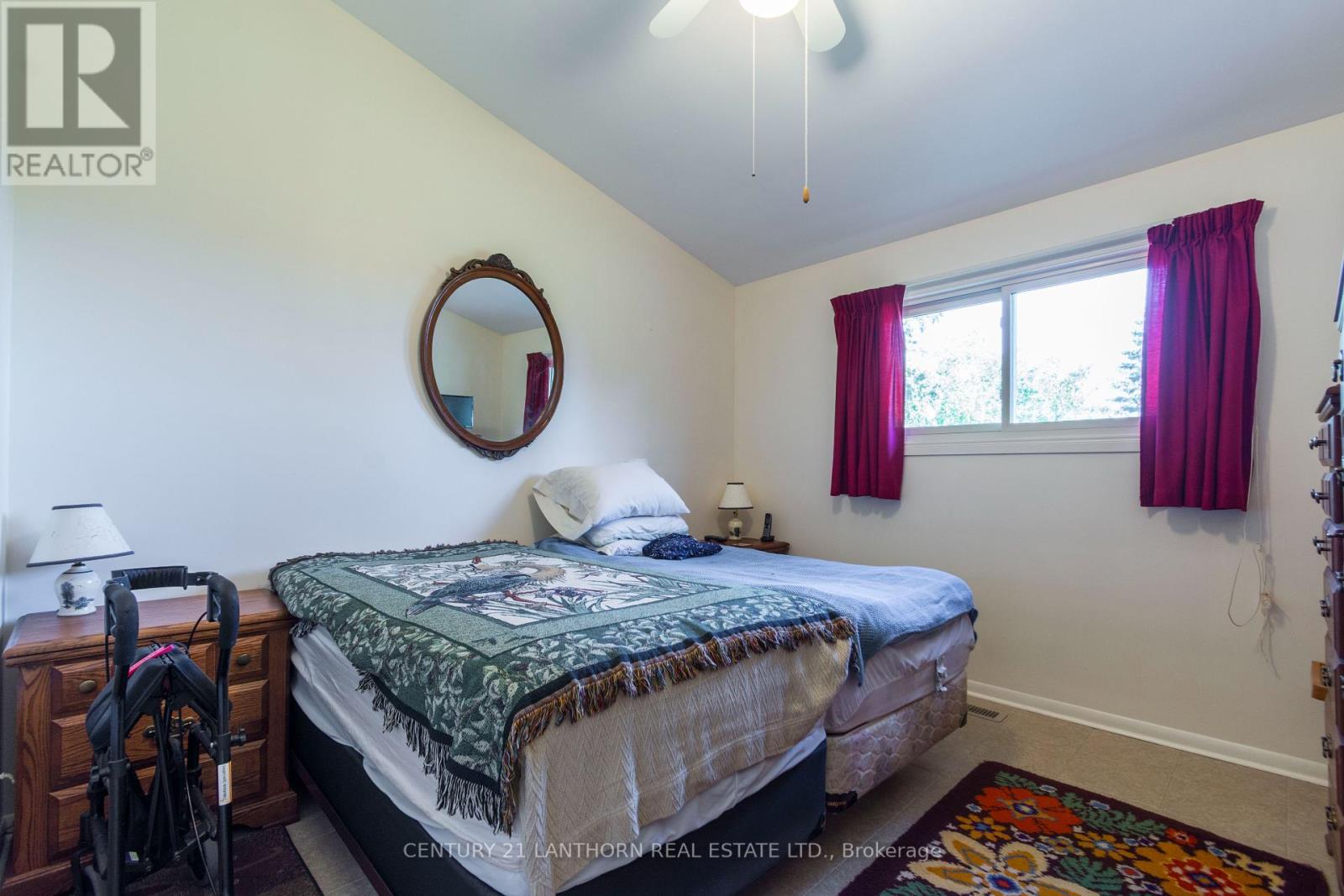 503 Wallbridge Road, Belleville (Belleville Ward), Ontario  K8N 4Z5 - Photo 14 - X12380573