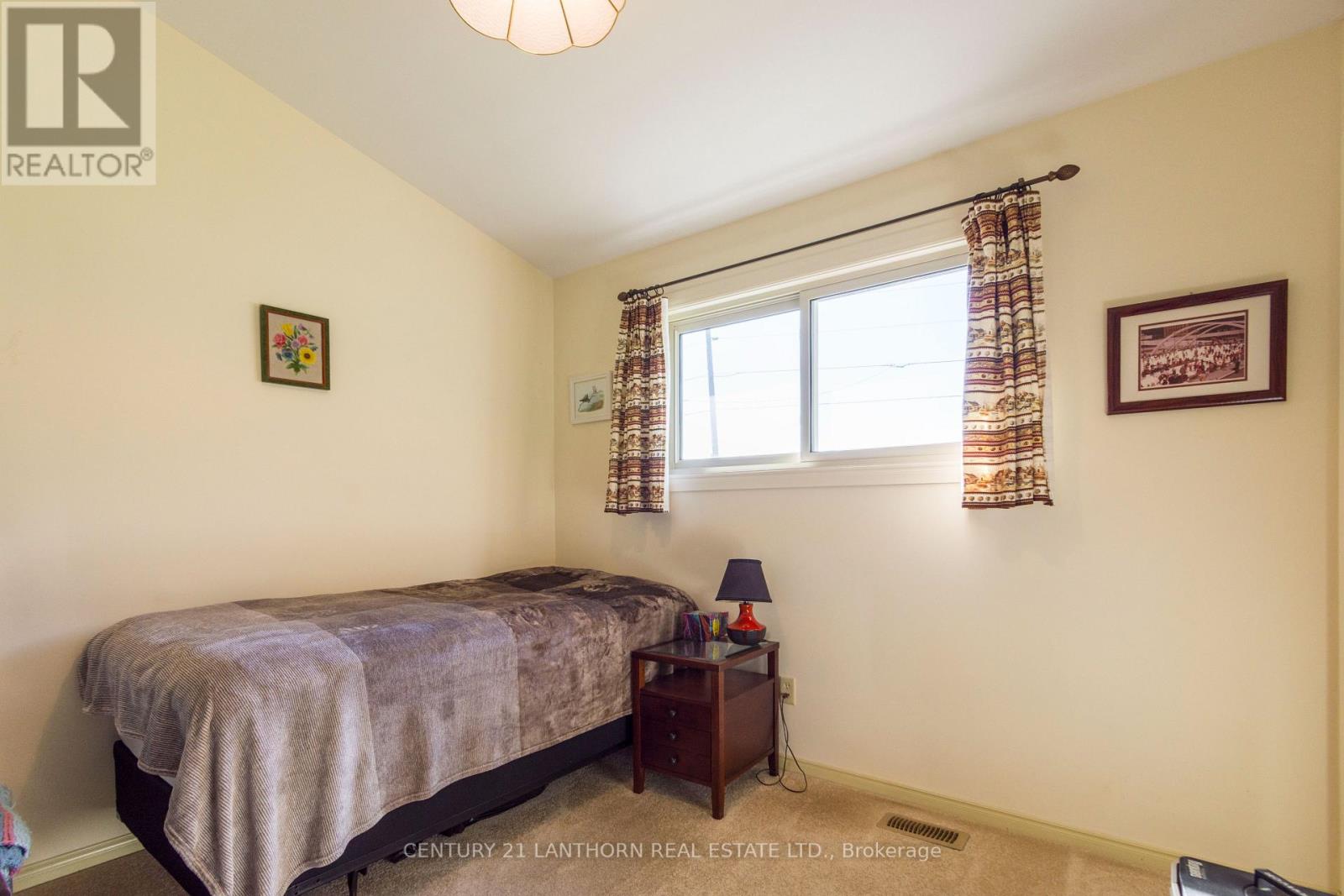 503 Wallbridge Road, Belleville (Belleville Ward), Ontario  K8N 4Z5 - Photo 17 - X12380573