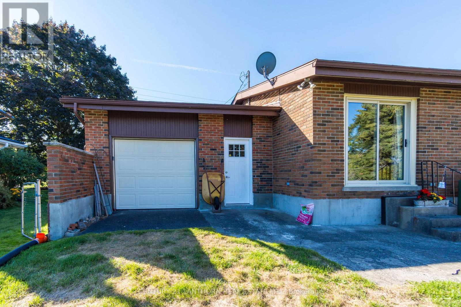 503 Wallbridge Road, Belleville (Belleville Ward), Ontario  K8N 4Z5 - Photo 26 - X12380573