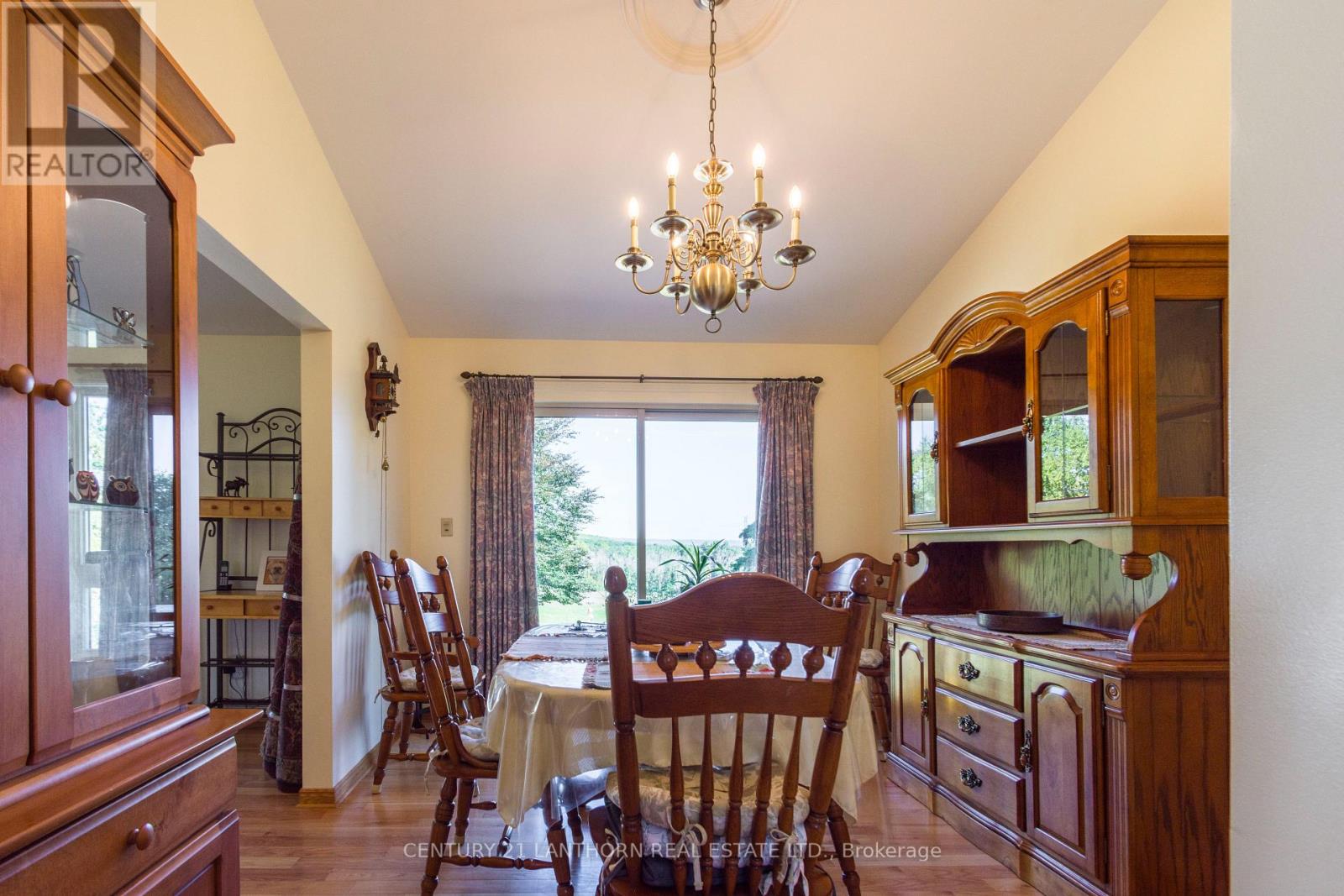 503 Wallbridge Road, Belleville (Belleville Ward), Ontario  K8N 4Z5 - Photo 9 - X12380573