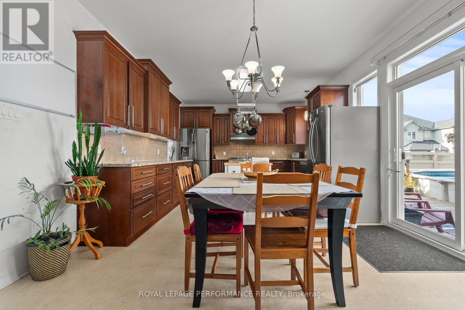 1901 Pennyroyal Crescent, Ottawa, Ontario  K4A 0P3 - Photo 11 - X12380681