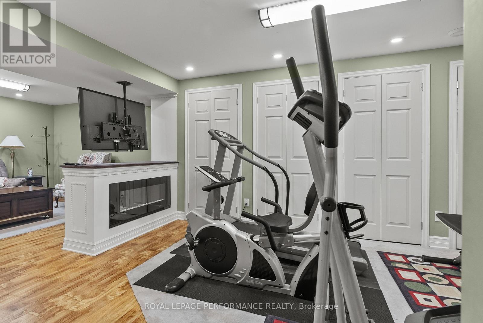 1901 Pennyroyal Crescent, Ottawa, Ontario  K4A 0P3 - Photo 31 - X12380681