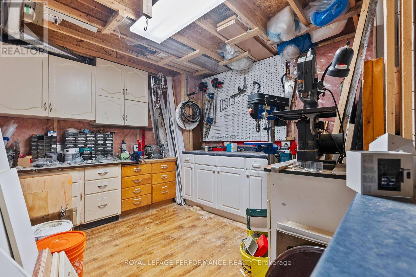 1901 Pennyroyal Crescent, Ottawa, Ontario  K4A 0P3 - Photo 39 - X12380681