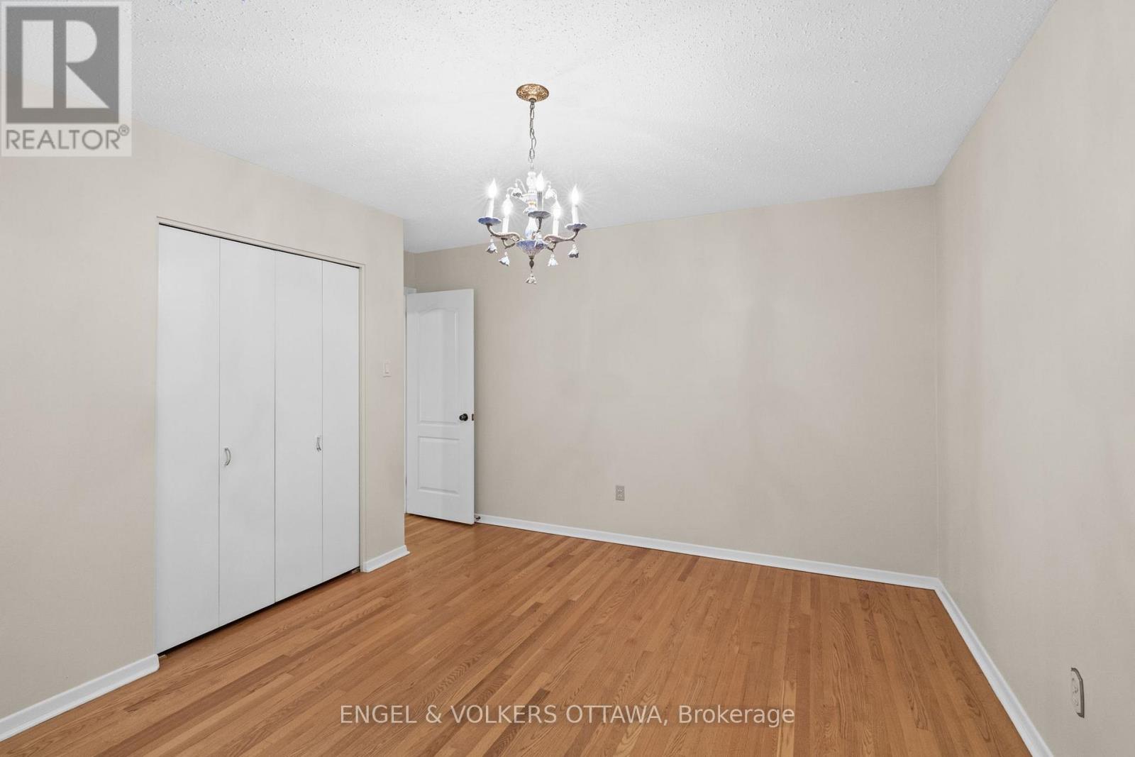 3348 Kodiak Street, Ottawa, Ontario  K1V 7S8 - Photo 25 - X12380686
