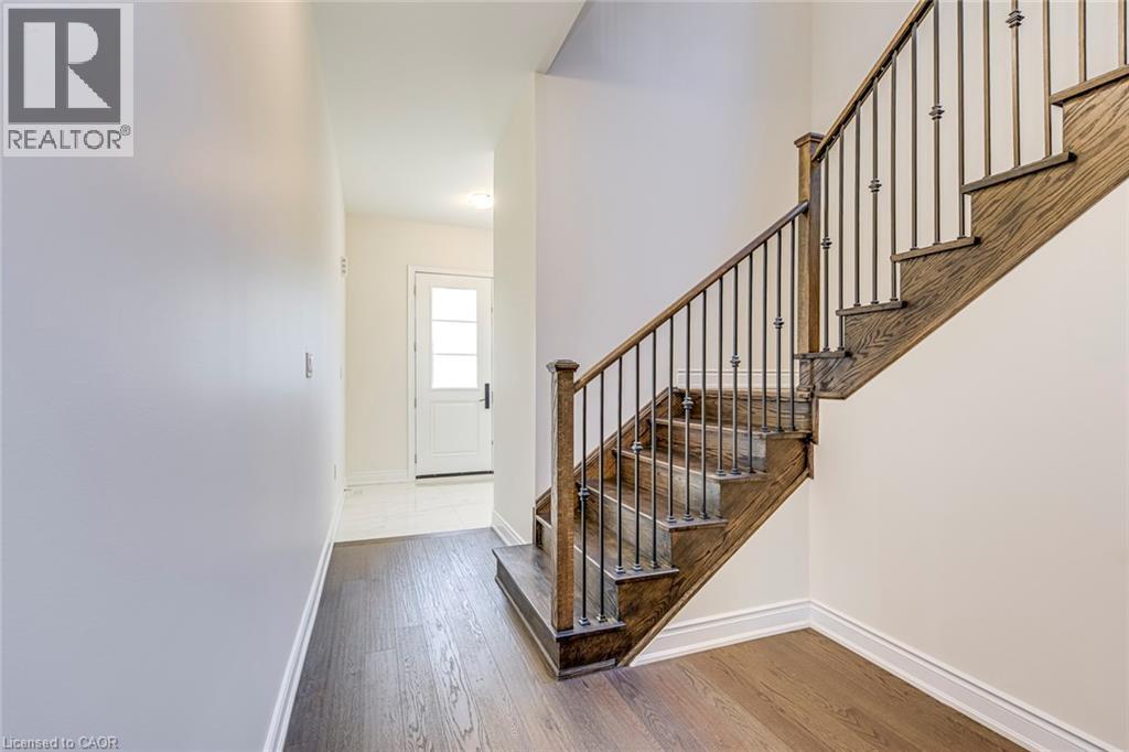 3404 Mosley Gate, Oakville, Ontario  L6H 0Z1 - Photo 5 - 40766089
