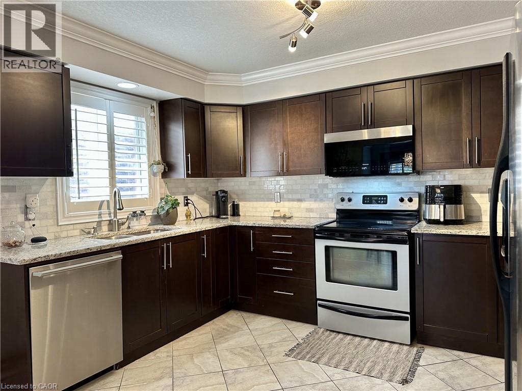 1409 Old Zeller Drive, Kitchener, Ontario  N2A 4M8 - Photo 11 - 40765911