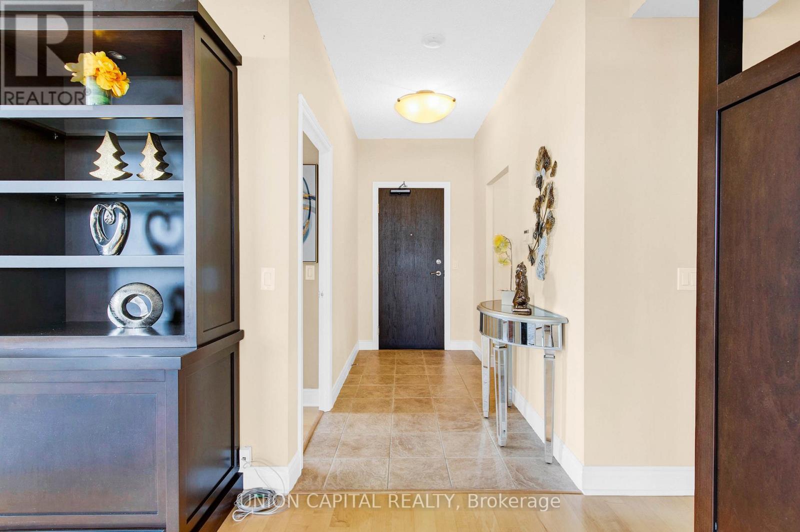 806 - 1101 Leslie Street, Toronto, Ontario  M3C 4G3 - Photo 9 - C12380370