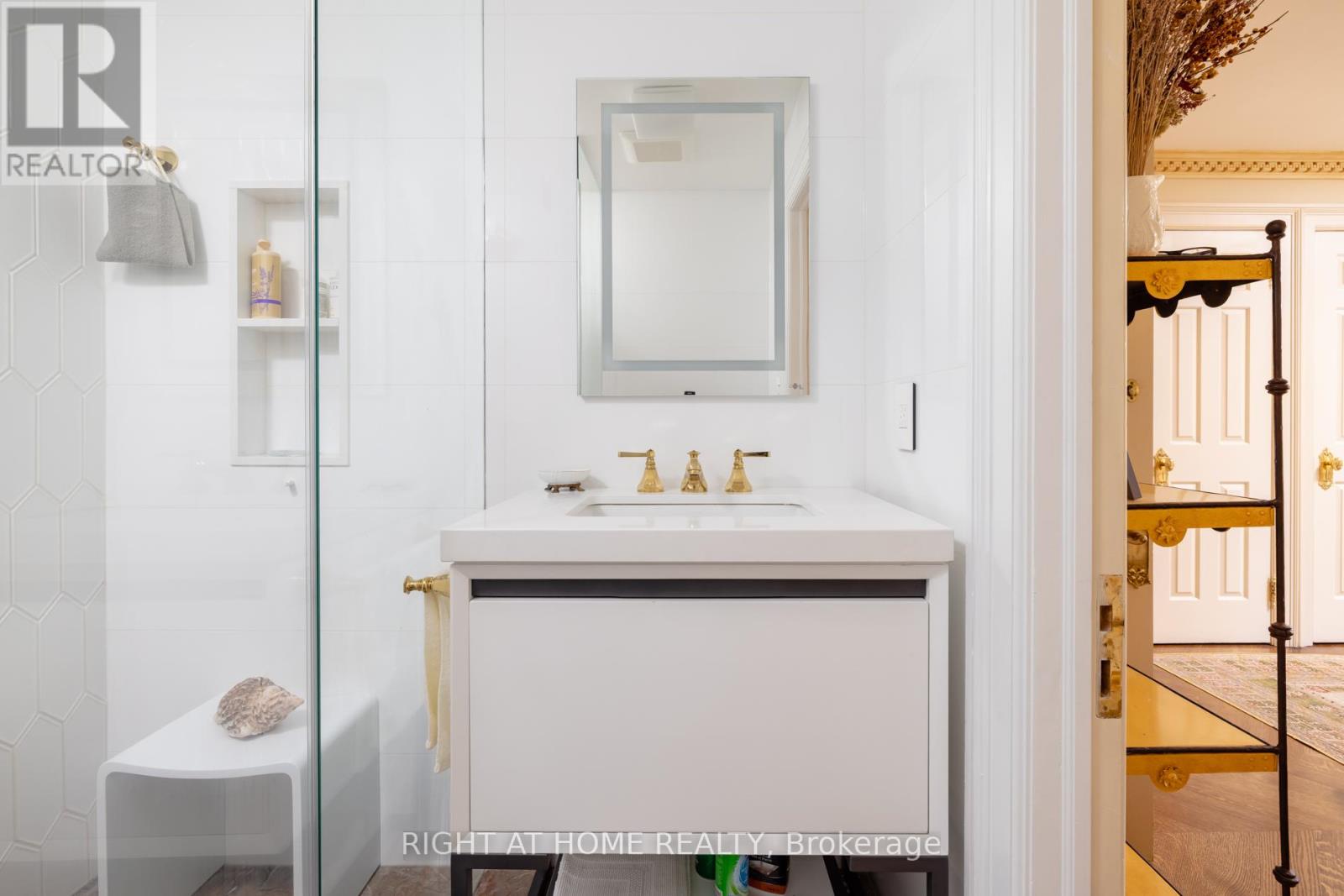 51 Hazelton Avenue, Toronto (Annex), Ontario  M5R 2E3 - Photo 17 - C12380445