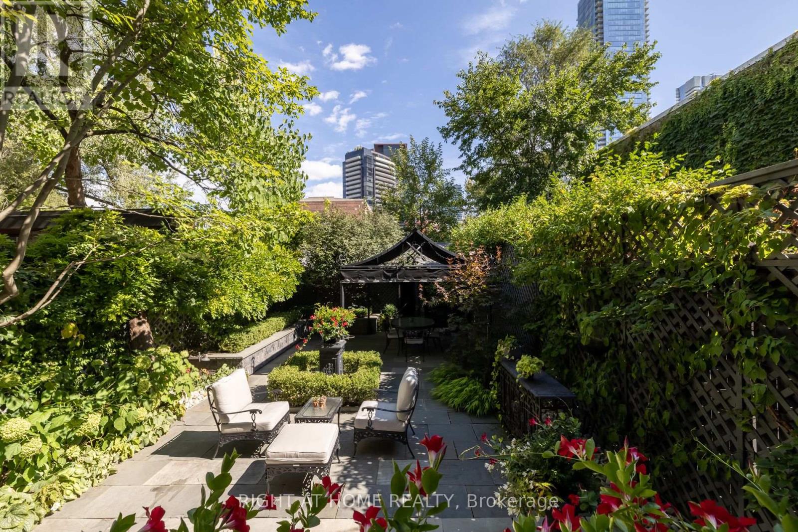 51 Hazelton Avenue, Toronto (Annex), Ontario  M5R 2E3 - Photo 29 - C12380445