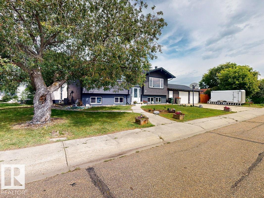 12 Garden Valley Dr, Stony Plain, Alberta  T7Z 1H6 - Photo 3 - E4455997