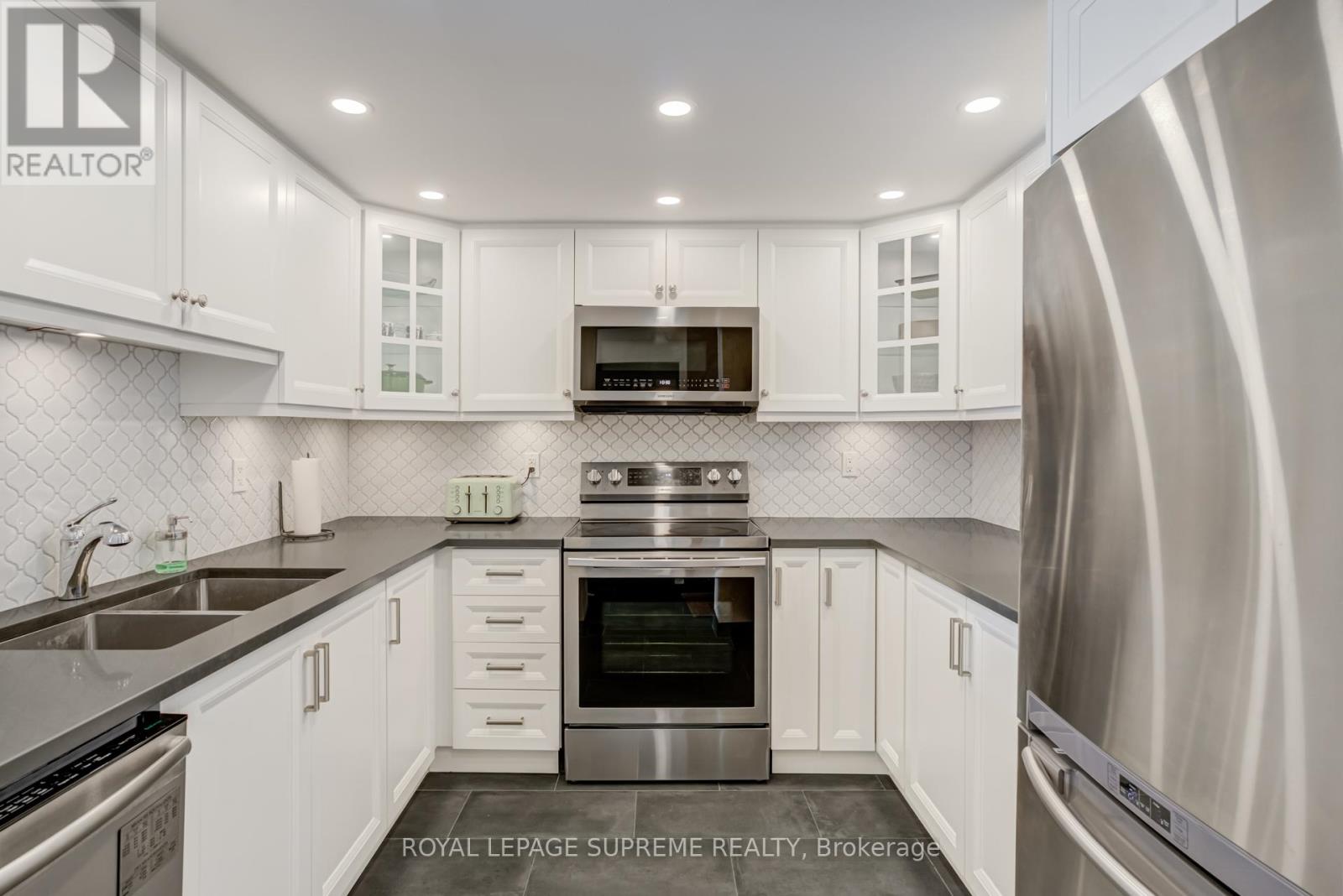 Ph83 - 1 Greystone Walk Drive, Toronto (Kennedy Park), Ontario  M1K 5J3 - Photo 4 - E12380357