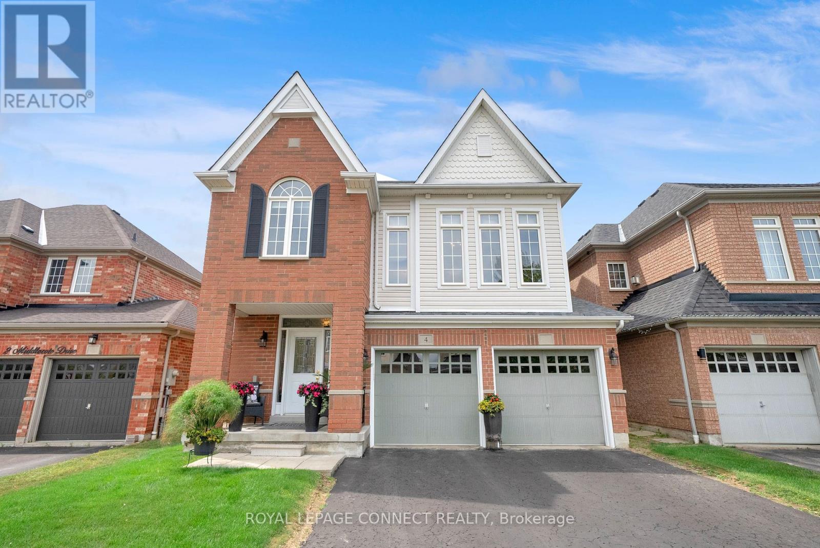 4 Middlecote Drive, Ajax (Northeast Ajax), Ontario  L1T 0A9 - Photo 1 - E12380443