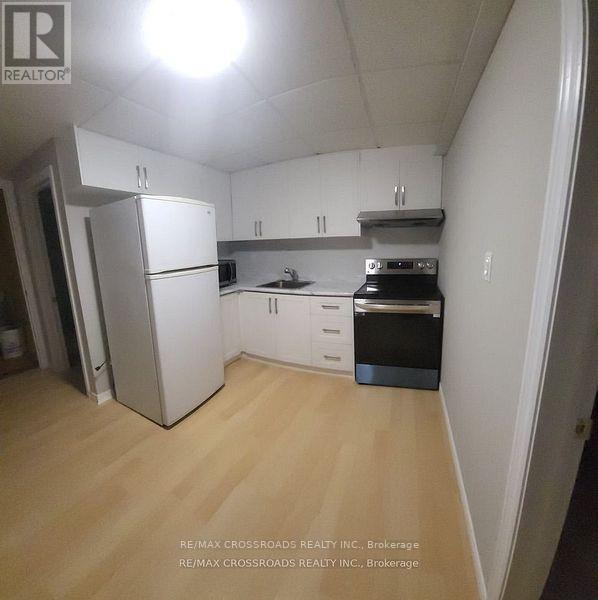 22 Goya Crescent, Toronto, Ontario  M1B 6A4 - Photo 2 - E12380449