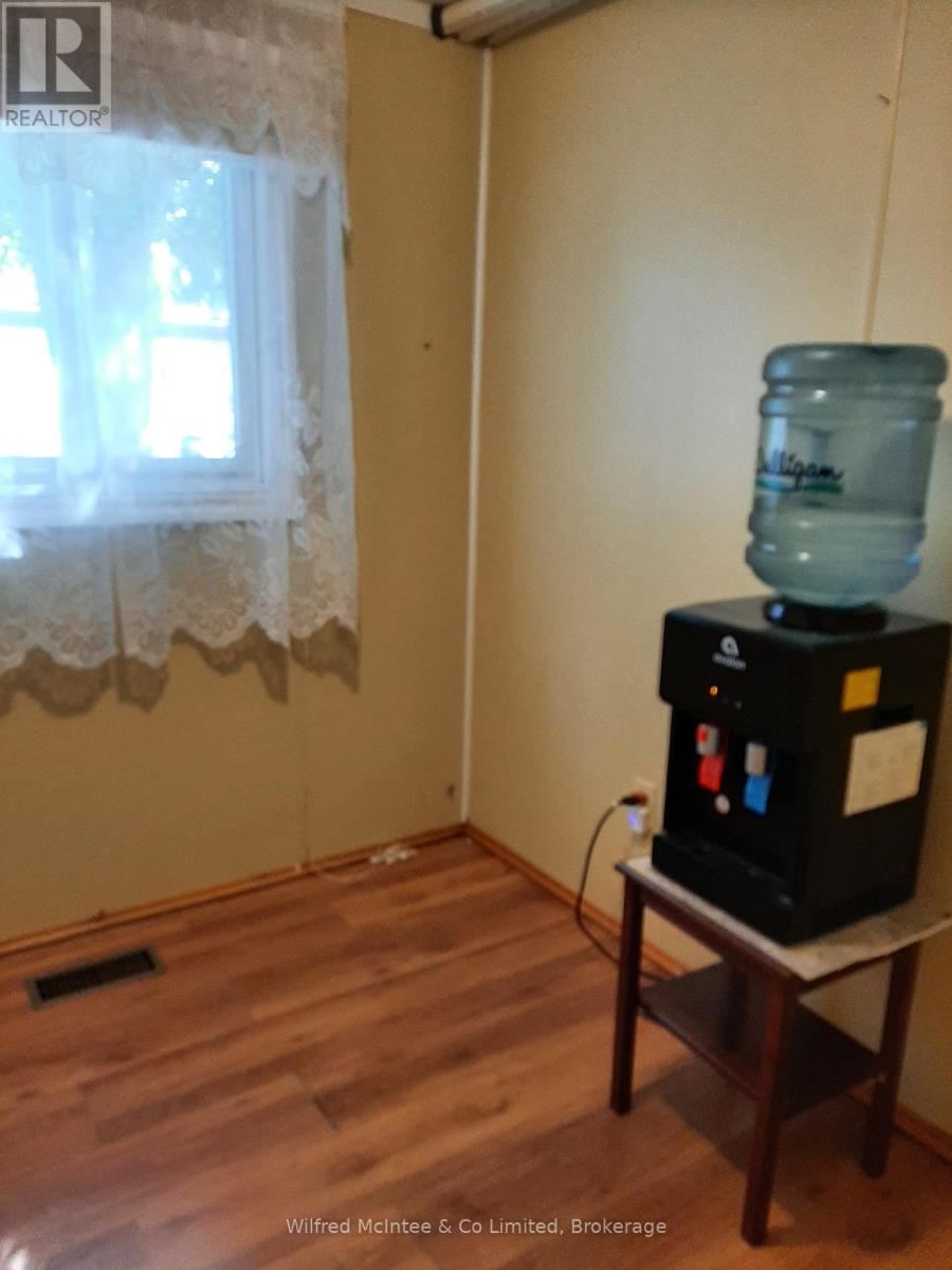 3 - 302694 Douglas Street, West Grey, Ontario  N0G 1R0 - Photo 15 - X12353097
