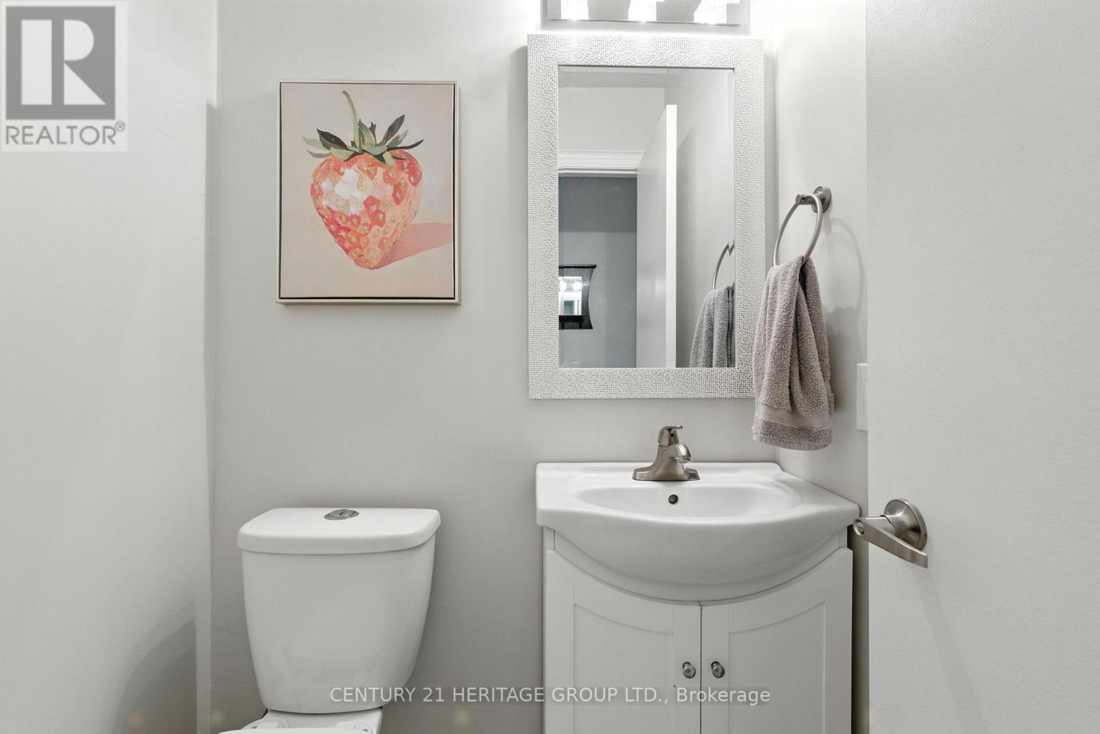 Property at 884 CLANCEY CRESCENT image 4