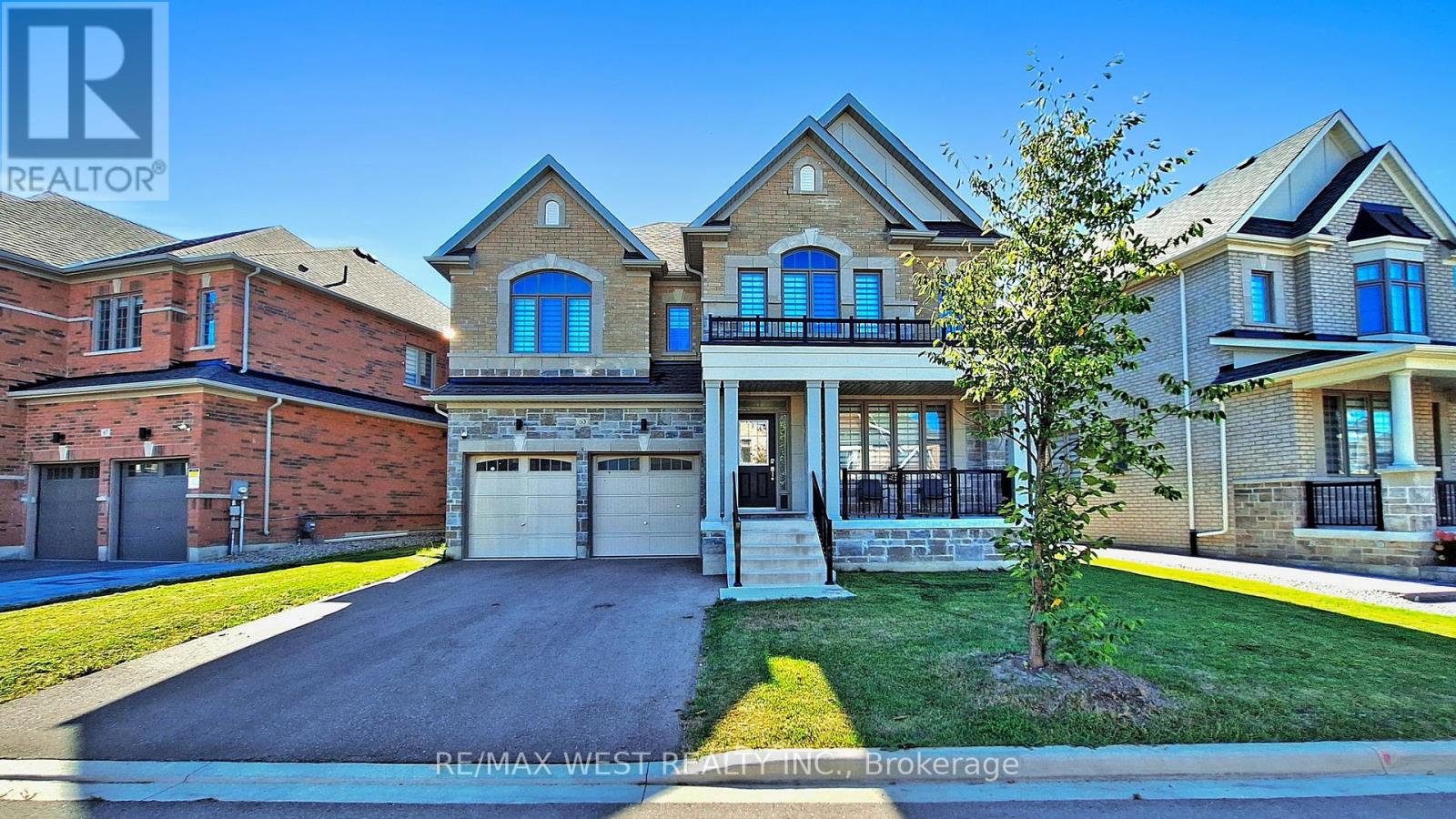 63 Marlene Johnston Drive, East Gwillimbury, Ontario  L9N 0W8 - Photo 1 - N12380451