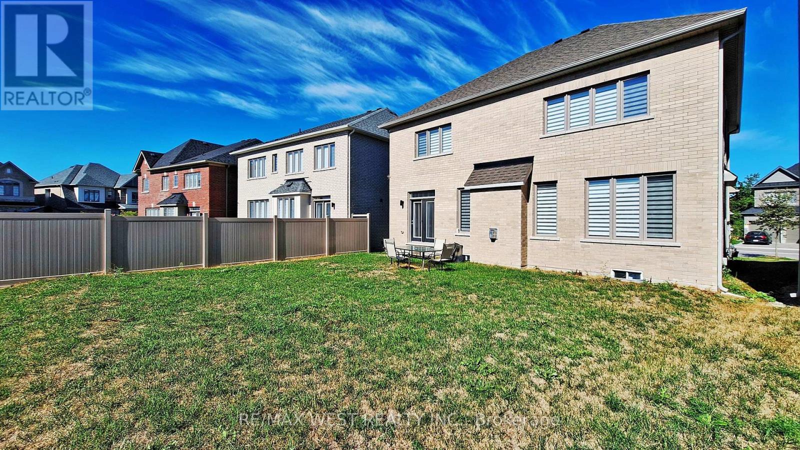 63 Marlene Johnston Drive, East Gwillimbury, Ontario  L9N 0W8 - Photo 29 - N12380451